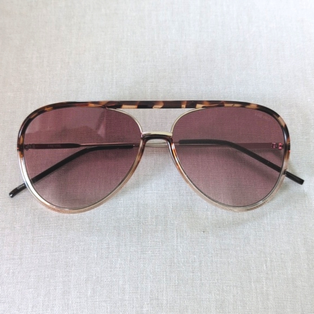 Freyrs Shay Sunglasses